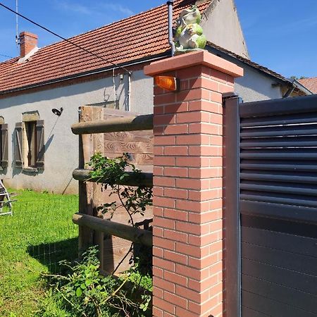 Bienvenue A La Grenouillere Villa Le Magny  Eksteriør billede